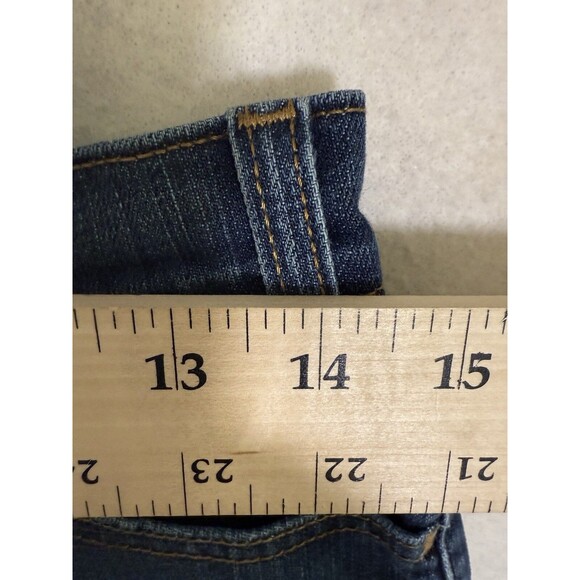 LEVI'S Women 501 Shorts Jeans Size 28,  Button Fly  Beach Denim - Picture 2 of 8